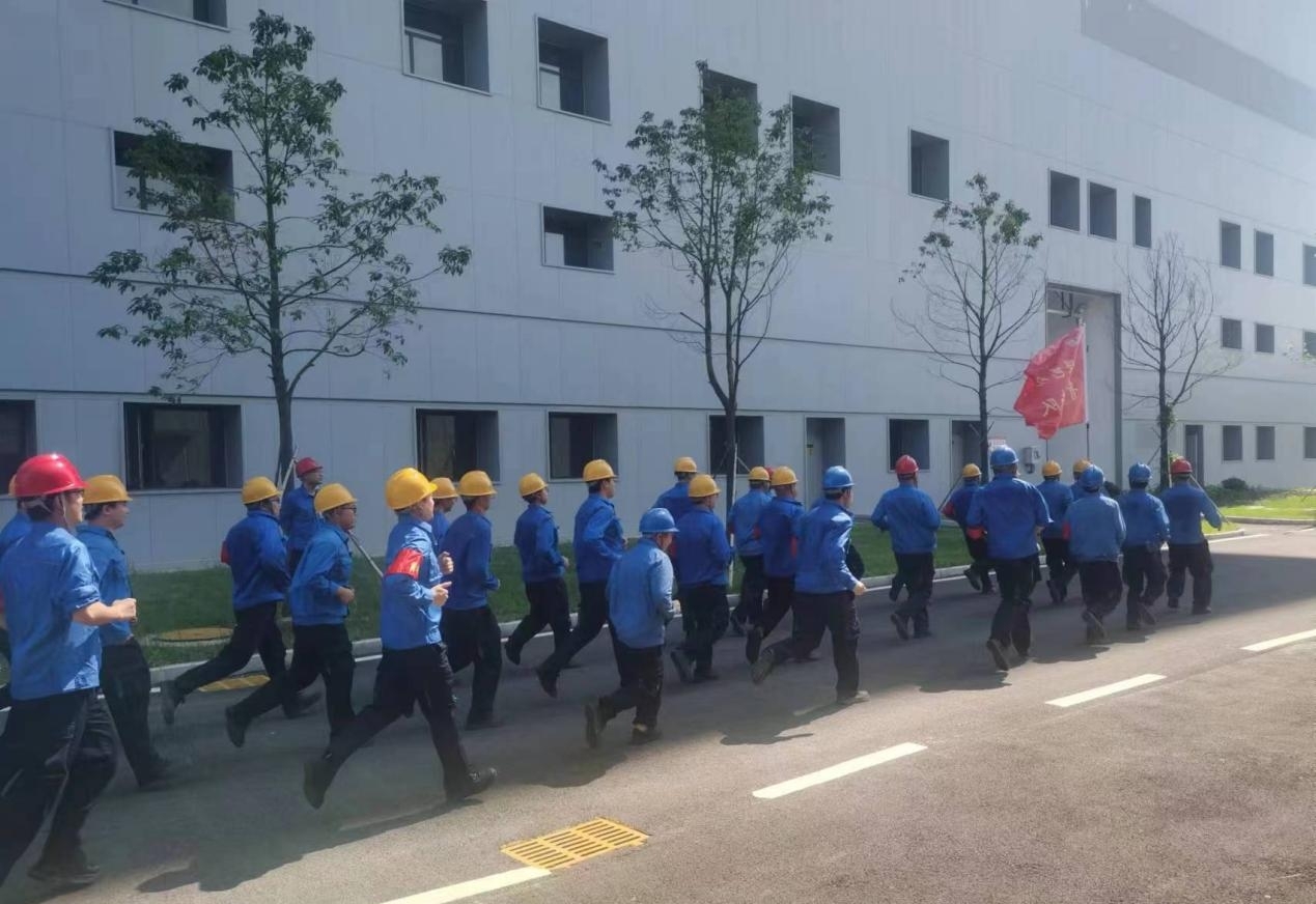 战高温、防洪涝、促生产、稳发电 鸿运国际打好迎峰度夏“组合拳”