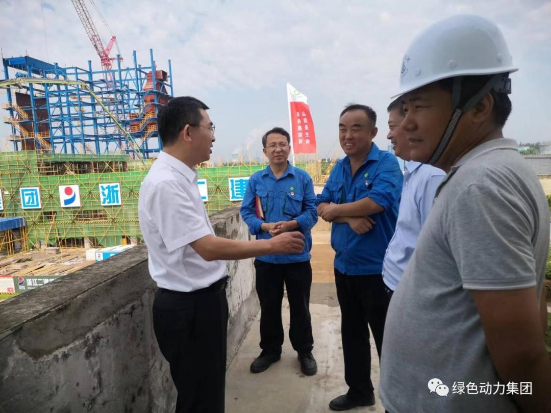 鸿运国际集团党委书记、董事长乔德卫到武汉公司开展下层联系点调研